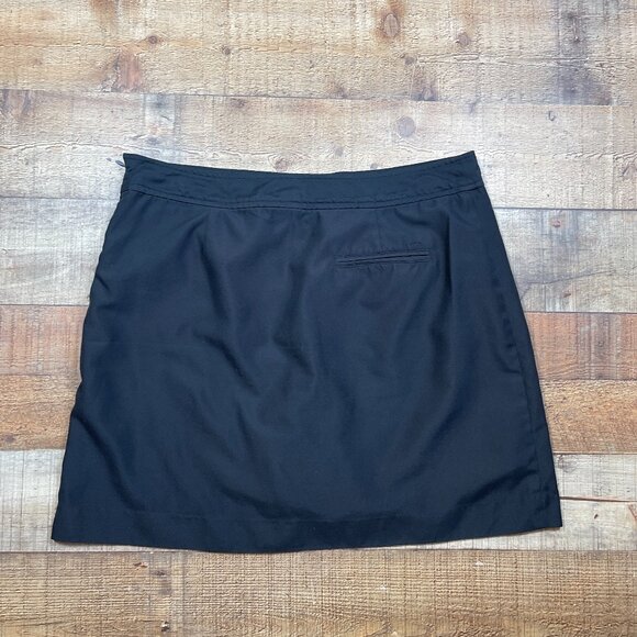 Women's Izod XFG Cool FX Black Skort size 10 - Picture 2 of 5